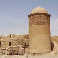 برج پیر علمدار